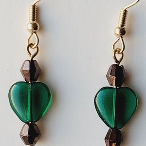 Elegant Green Glass Heart Earrings